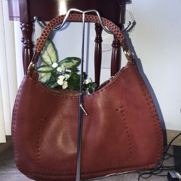 FENDI “RARE” SELLERIA SOFT LEATHER SHOULDER BAG - Picture 5 of 16